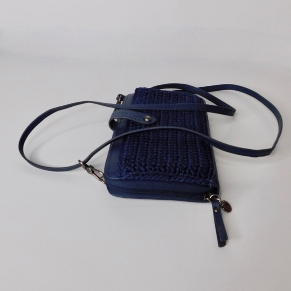 THE SAK Iris Smartphone Crossbody Navy Blue Crochet Purse Shoulder Bag Handbag - Picture 7 of 14